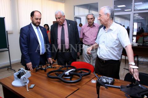 Education and Science Minister Arayik Harutyunyan visits 
National Polytechnic University of Armenia in Yerevan 