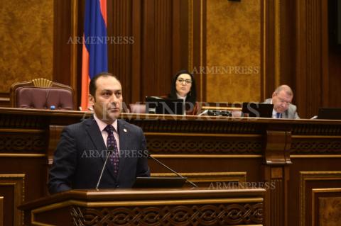 НС Армении обсуждает законопроект об амнистии