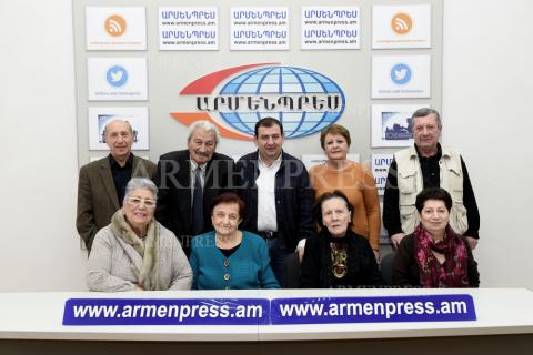ARMENPRESS veterans hold meeting at agency's head office in 
Yerevan 