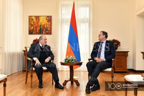 Le Président Armen Sarkissian a accueilli  Rémy Paul, directeur 
régional de THALES

