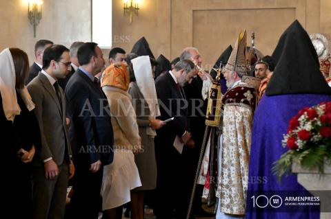 La Divine Liturgie Patriarcale célébré  à l'occasion de Pâques à 
l’église Saint-Grégoire l'Illuminateur
