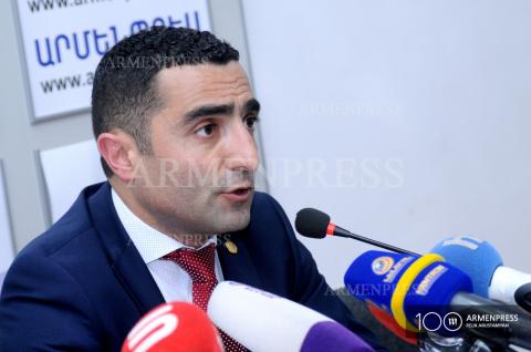 Press conference of Governor of Kotayk province Romanos 
Petrosyan