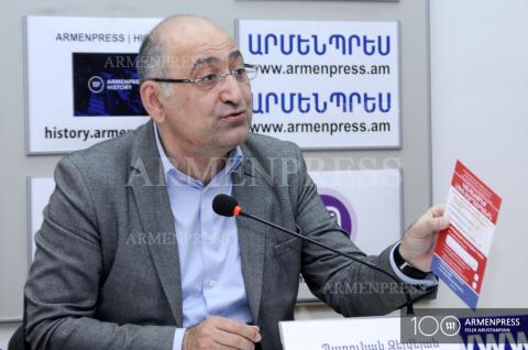 Conférence de presse du cardiologue Barounak Zelveyan