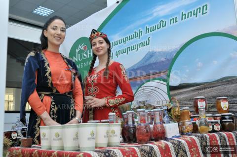 Открытие 19-й выставки «FOOD & DRINKS EXPO 2019»

