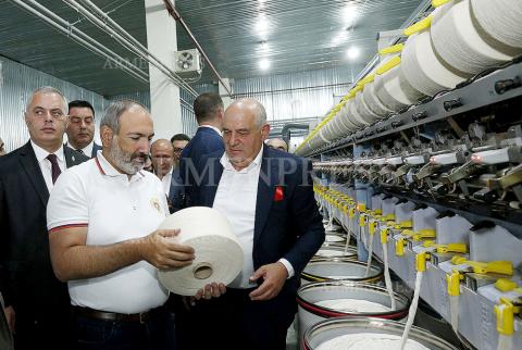 Le Premier ministre a participé à la réouverture de l’usine textile du coton de Maralik