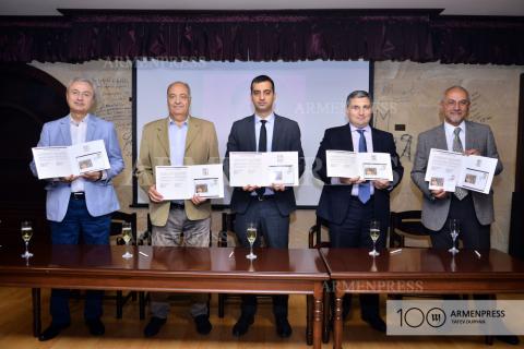 В обращение выпущена почтовая марка, посвященная теме 
"Выдающиеся армяне. 100-летие со дня рождения Геворга 
Эмина"