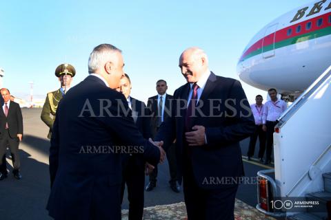 Belarusian President Alexander Lukashenko arrives in Armenia 
for EAEU summit