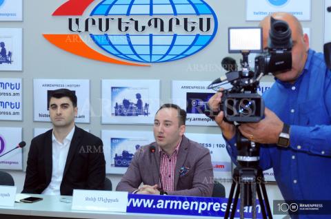 News conference of Georgia expert Joni Melikyan and political 
scientist Narek Minasyan 