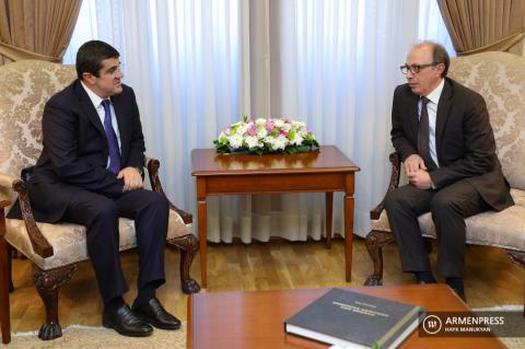 Armenia FM Ara Aivazian meets with Artsakh President Arayik 
Harutyunyan 