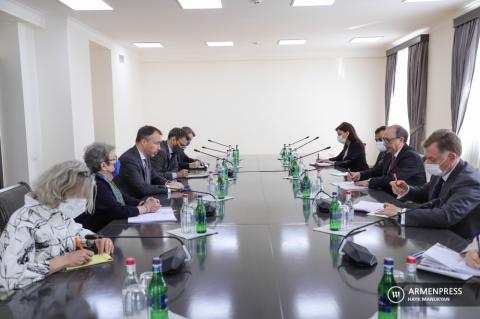 Armenian Foreign Minister Ara Aivazian meets with European 
Union’s Special Representative for the South Caucasus and the 
Crisis in Georgia Toivo Klaar
