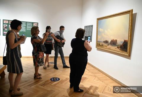 "History of Restored Exhibits" program of National Gallery of 
Armenia supplemented by Aivazovksy's "Chumaks. Wagoners" 
painting