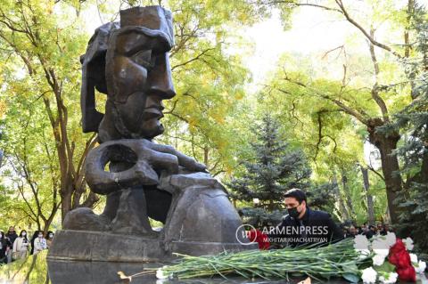 Commemoration of the victims of the 1999 October 27 
parliament attack