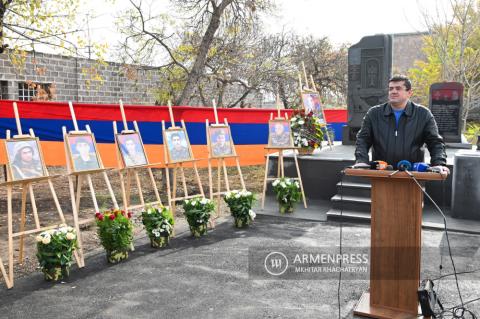 Церемония открытия мемориальных камней героев, 
погибших в 44-дневной войне, в общинах Сардарапат и 
Мясникян