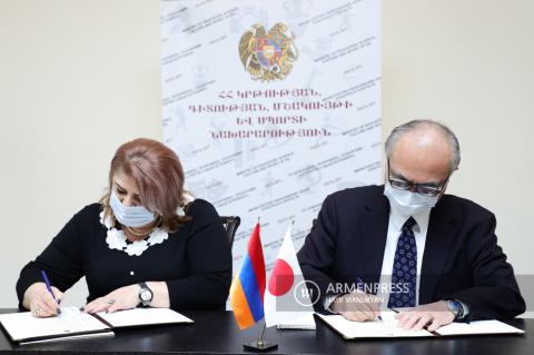 Детский сад № 13 мэрии Эчмиадзина и посольство Японии 
в Армении подписали грантовый договор