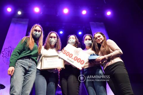 Summing up results of pan-Armenian competition "100 Ideas 
for Armenia"