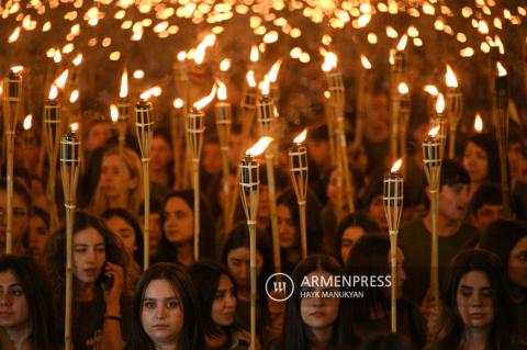 The torchlight procession to Tsitsernakaberd kicks off in 
Yerevan