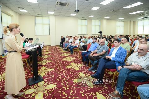 Presentation of Armenian-American Business Bridge exhibition-
conference program to be held in California 