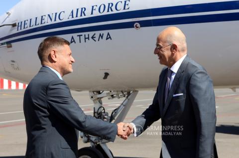 Greek Foreign Minister arrives in Armenia 