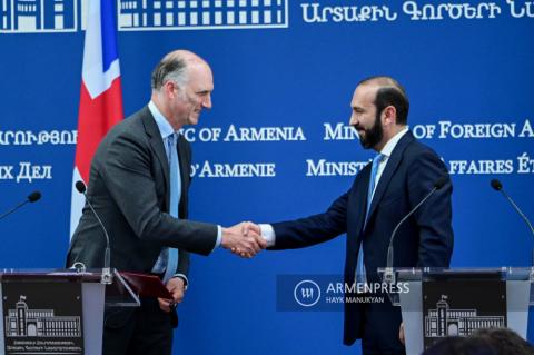 Armenian Foreign Minister Ararat Mirzoyan, UK Minister for 
Europe Leo Docherty hold joint press conference 