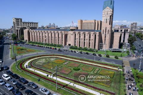 Inauguration of main flower garden and alley in Yerevan