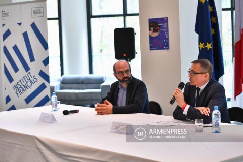 Yerevan Uluslararası Tiyatro Festivali çerçevesinde basın 
toplantısı