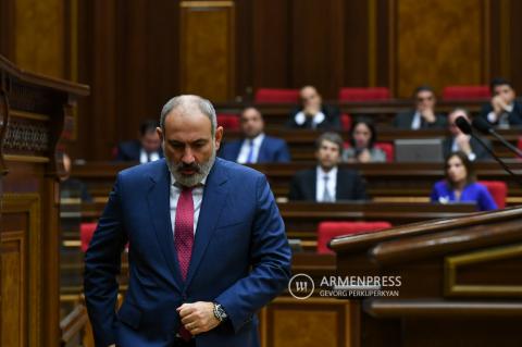 Ermenistan Ulusal Meclisi'nde Hükümeti ile soru-cevap oturumu