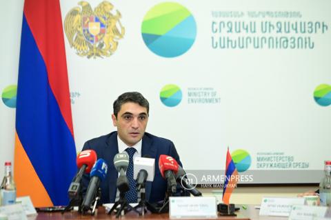 Press conference of Environment Minister Hakob Simidyan 