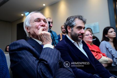 مؤتمر
 صحفي قبل حفل تكريم الموسيقار الكبير تيكران منصوريان 
في عيد ميلاده الـ85