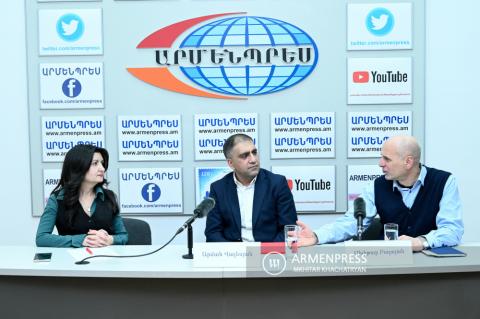 Press conference of Sustainable Communities Project Leader Arman Valesyan and expert Mkhitar Balayan