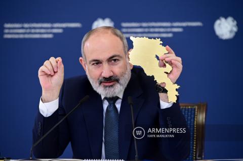 Ermenistan Başbakanı Nikol Paşinyan'ın basın toplantısı