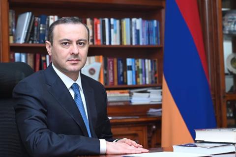 Armen Grigoryan participará en la cumbre sobre Ucrania en Suiza