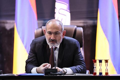 亚美尼亚总理尼科尔·帕希尼扬向阿塞拜疆提议成立一个双边机制，以调查停火违反事件