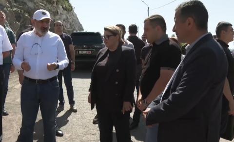 Ermenistan Başbakanı, Tatev - Ağvani karayolunun onarım çalışmalarının gidişatını takip etti