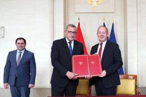 亚美尼亚国防部与法国公司签署了军事技术合作协议