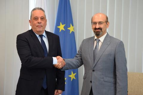 Предстоящий визит министра обороны Кипра в Армению придаст новый импульс эффективному сотрудничеству в оборонной сфере: посол
