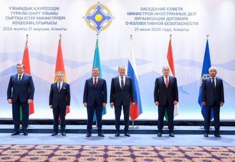Serguéi Lavrov: “No se discutió el procedimiento para la salida de Armenia de la OTSC en la reunión del Consejo de Ministros”