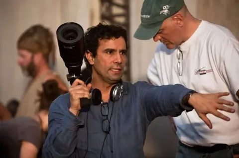 Լեդի Գագայի «911» տեսահոլովակի հեղինակ Թարսեմ Սինգհը «Ոսկե ծիրան»-ի «Տարածաշրջանային համայնապատկեր» մրցութային ծրագրի ժյուրիի նախագահն է