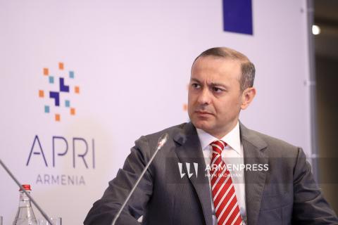 Секретарь Совбеза Армении заявил, что 44-дневной войны не было бы без разрешения России