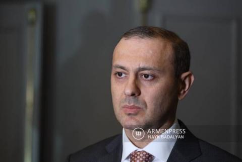Армения приобретает оружие и боеприпасы только для защиты своей территориальной целостности: секретарь Совбеза