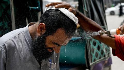 Պակիստանում շուրջ 450 մարդ է մահացել ջերմային հարվածի հետևանքով