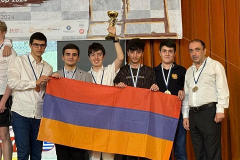 Сборная Армении по шахматам до 18 лет заняла второе место на чемпионате Европы