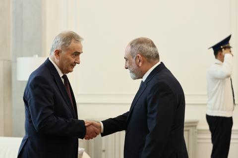 Премьер-министр Пашинян принял генерального секретаря Организации Черноморского экономического сотрудничества