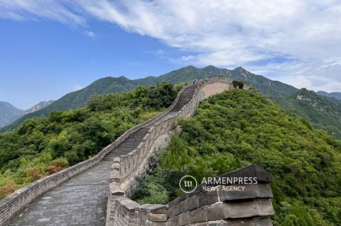 Չինական մեծ պատ, Չինաստանի ազգային թանգարան, ակրոբատիկ շոու․ հայ լրագրողների և բլոգերների «արկածները» Չինաստանում