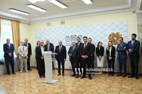 Congresista: “Estados Unidos quiere avanzar en el proceso de paz entre Armenia y Azerbaiyán”
