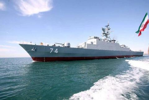 ناوشکن "سهند" نیرو های دریایی ارتش جمهوری اسلامی ایران دو روز پس از واژگونی در پی دچار سانحه شدن غرق شد