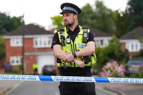 Անգլիայում խաչաղեղով հարձակման հետևանքով սպանվել են BBC-ի մեկնաբանի կինը և երկու դուստրերը