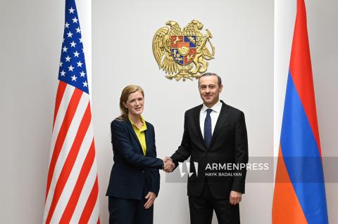 اجتماع أمين مجلس الأمن الأرميني أرمين كريكوريان ومديرة الوكالة الأمريكية للتنمية الدولية (USAID) سامانثا باور