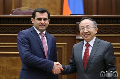 Акоп Аршакян поблагодарил посла Китая за вклад в дело развития отношений между двумя странами
