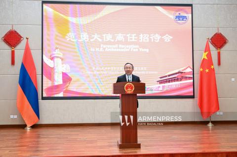 El embajador de China, Fan Yong, finaliza su misión diplomática en Armenia.