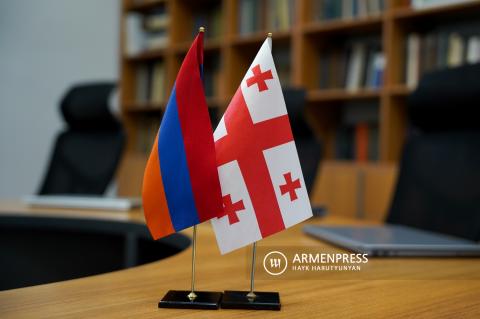Délégation dirigée par le ministre géorgien de la défense arrivée en Arménie
